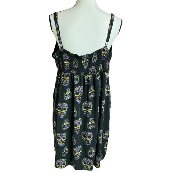 Torrid Black Skull Print Midi Dress Bowfront Challis Sundress Side Pockets Sz 2X - Picture 8 of 16